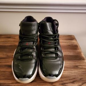 Air Jordan 11 "72-10s" mens 12